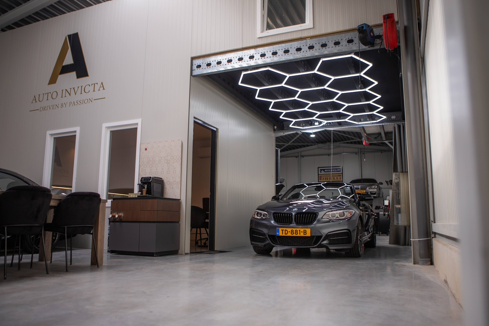Overons Top Second Image Over ons | Auto Invicta