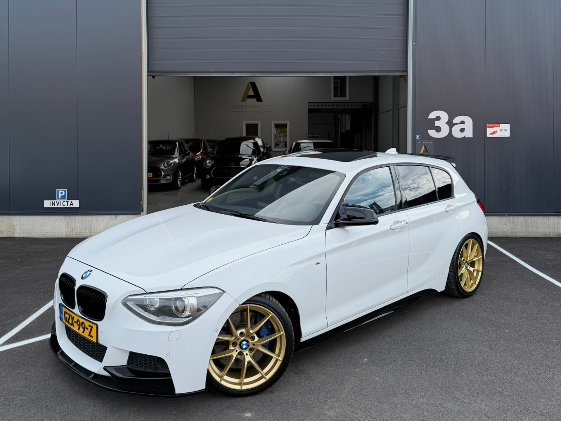 BMW 1 Serie 125D - M sport - Nieuwe motor- Full option! 47538868-0.jpg | Auto Invicta