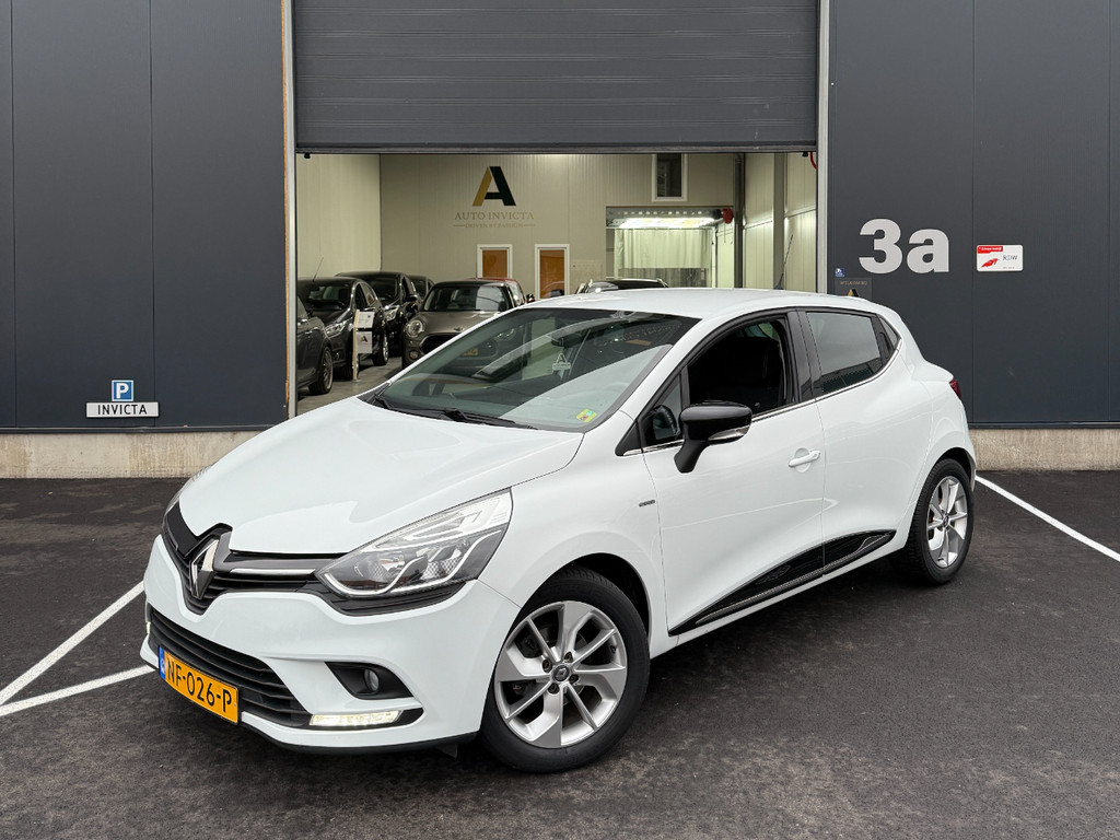 Renault Clio 0.9 - Limited 49351139-0.jpg | Auto Invicta