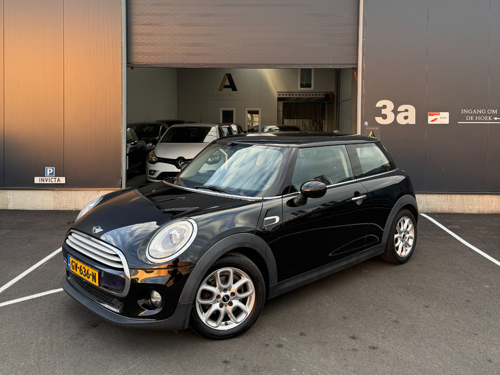 MINI Cooper 1.5 - Business 49746384-0.jpg | Auto Invicta