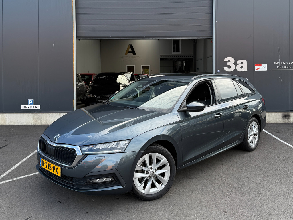 Škoda Octavia COMBI 1.5 TSI - First Edition 50021287-0.jpg | Auto Invicta