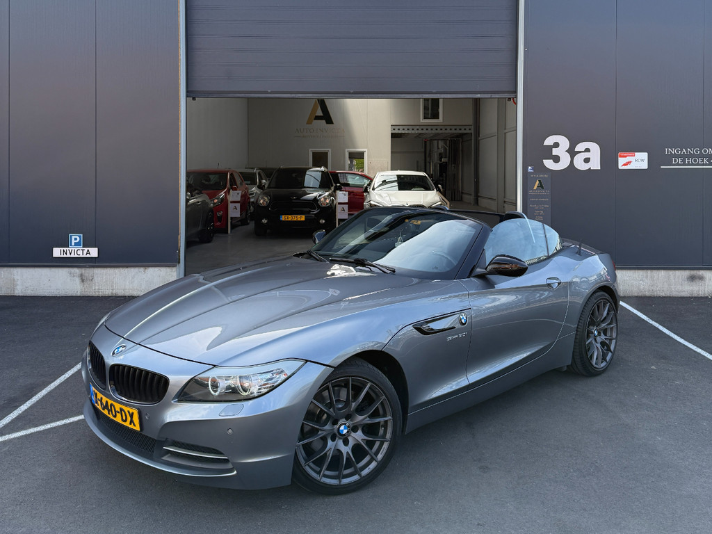 BMW Z4 Roadster sDrive 30i - Liefhebbersauto 52857406-0.jpg | Auto Invicta
